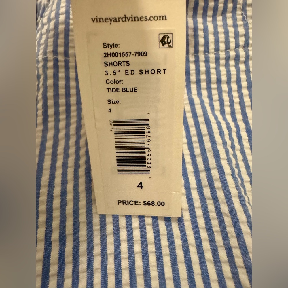 Vineyard Vines Women's Blue and White Seersucker Shorts - Size 4 NWT - Picture 7 of 7